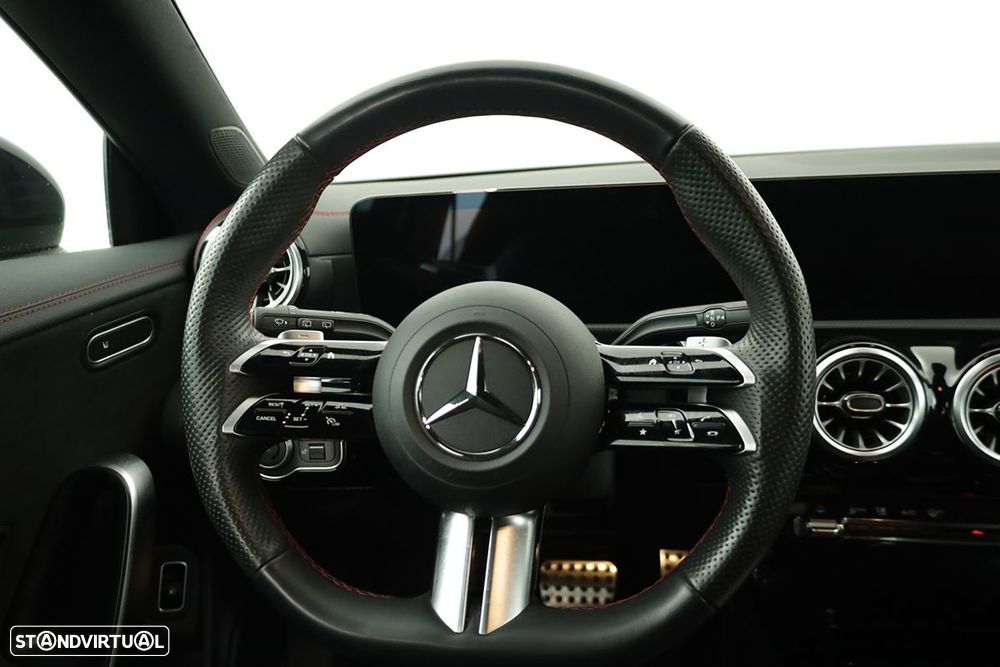 Mercedes-Benz CLA 250 - 16