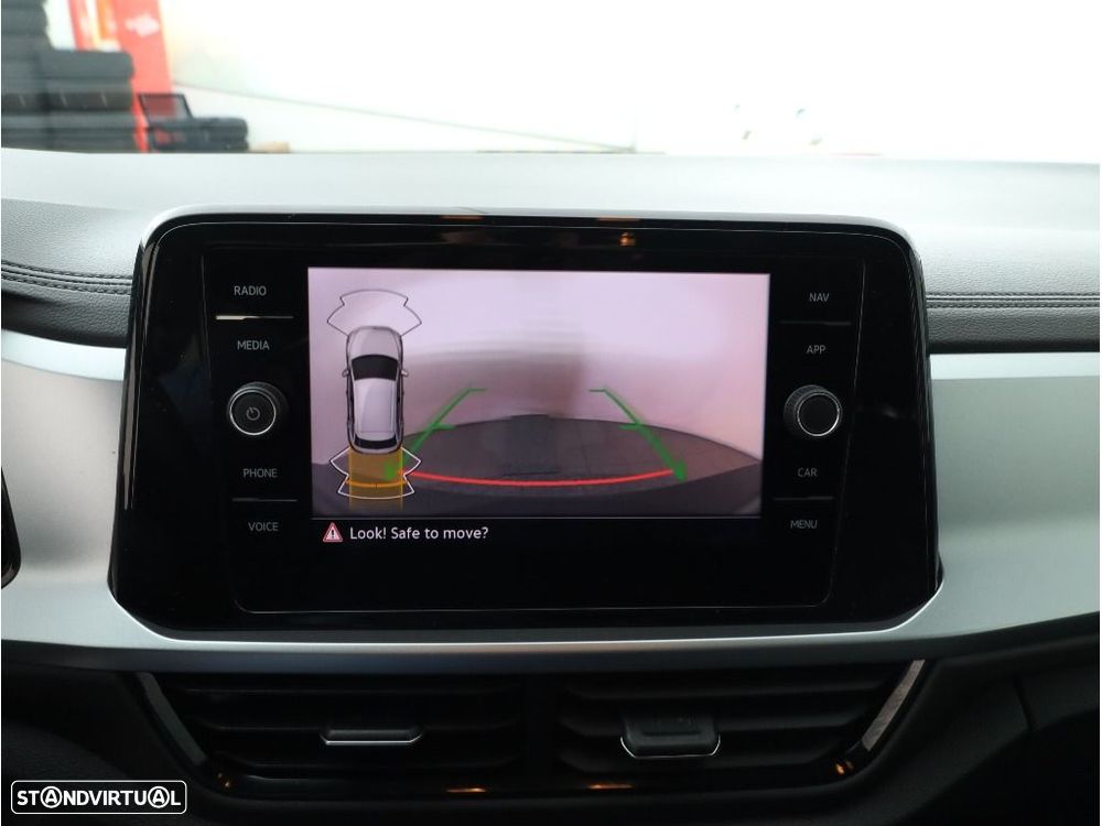 VW T-Roc 1.0 TSI Urban - 22