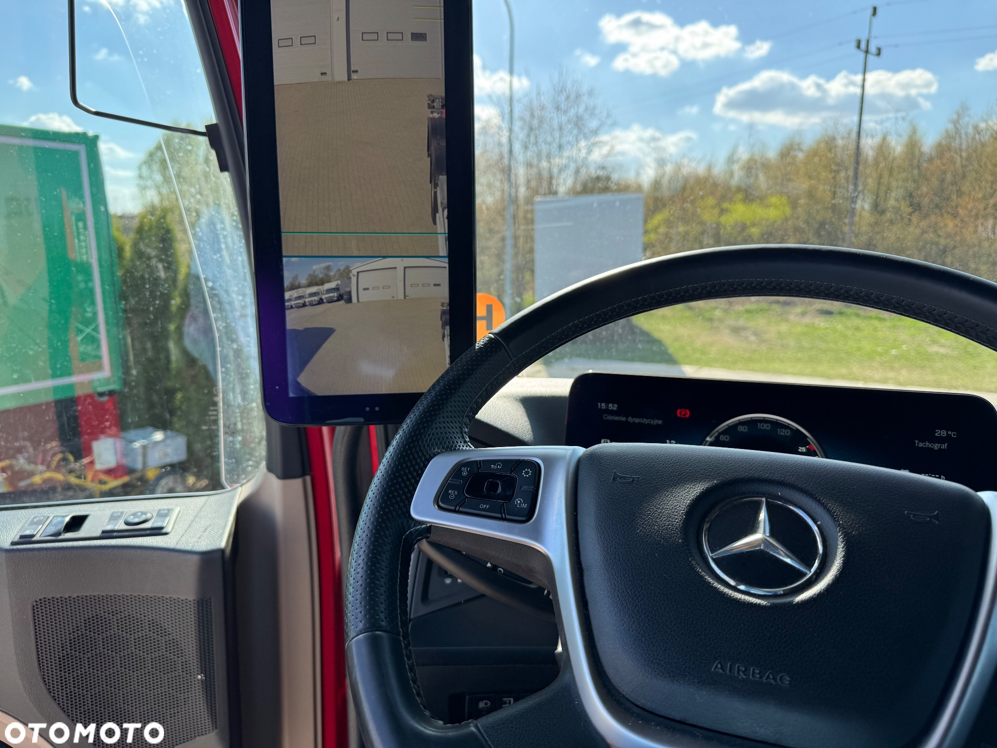 Mercedes-Benz - 23
