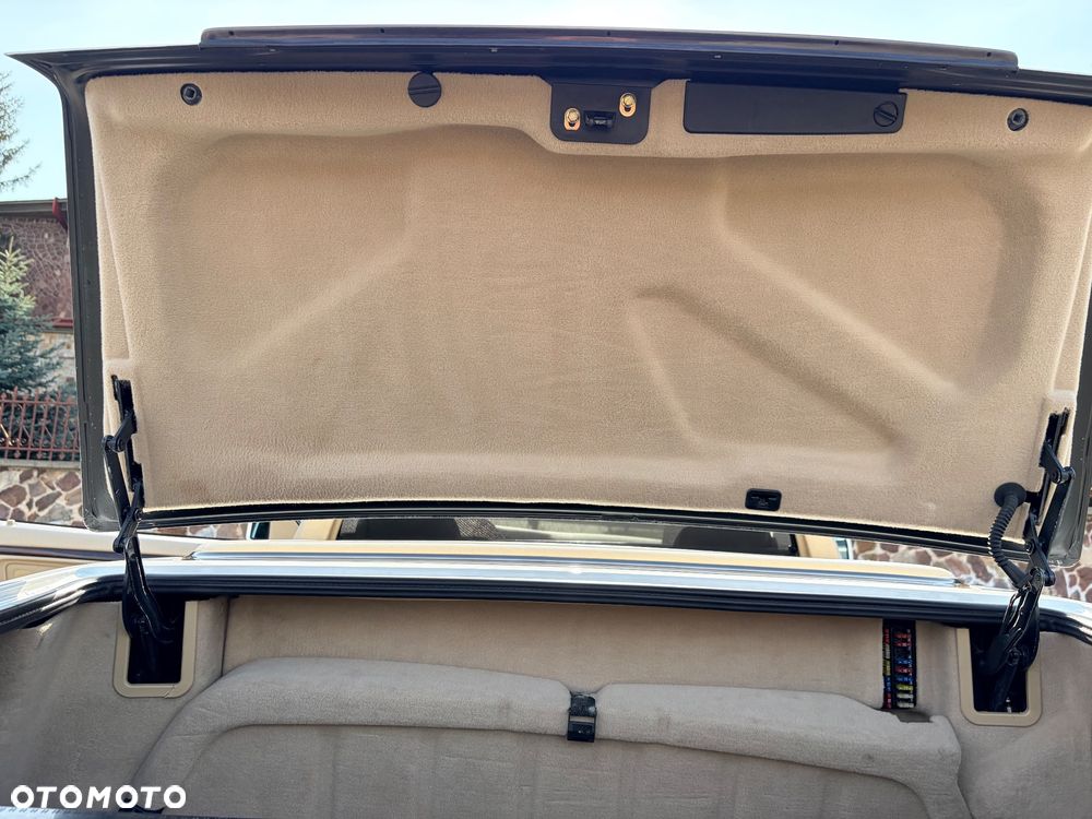 Mercedes-Benz SL - 18