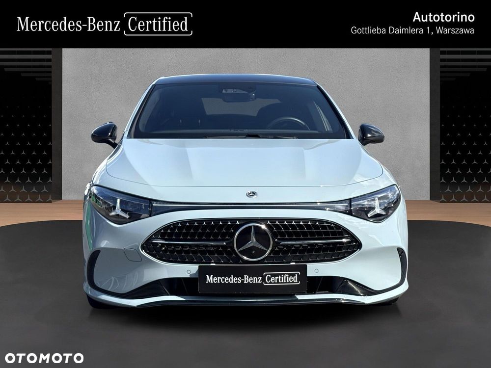 Mercedes-Benz CLA - 9