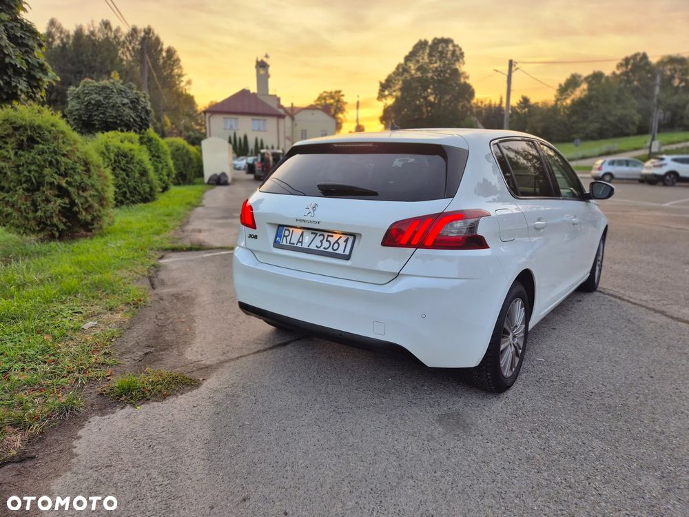 Peugeot 308 BlueHDi 130 Stop & Start Allure Pack - 12
