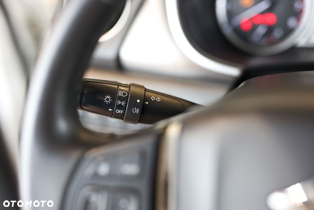 Suzuki Vitara 1.6 Comfort 2WD - 35