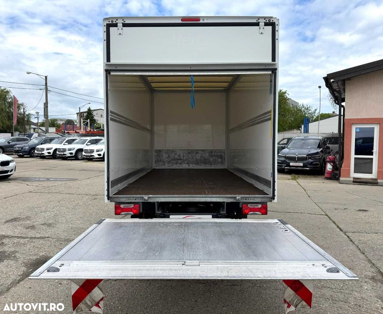 Iveco DAILY CUB CU LIFT HIDRAULIC - 13