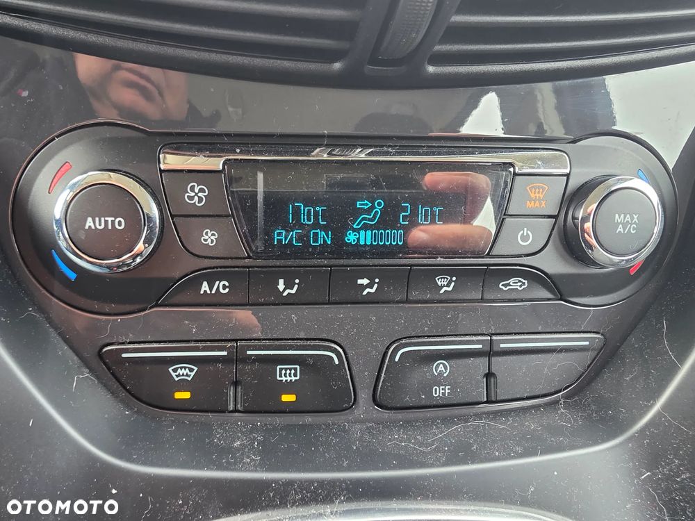 Ford Kuga 1.5 EcoBoost 2x4 Titanium - 17