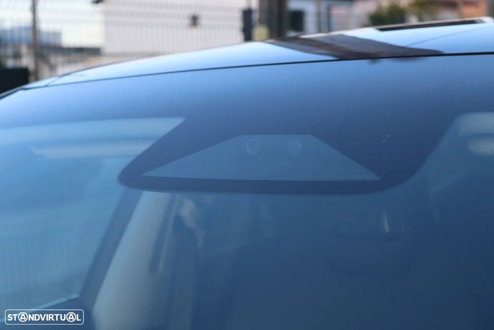 Xpeng P7i 86.2 kWh Long Range - 9