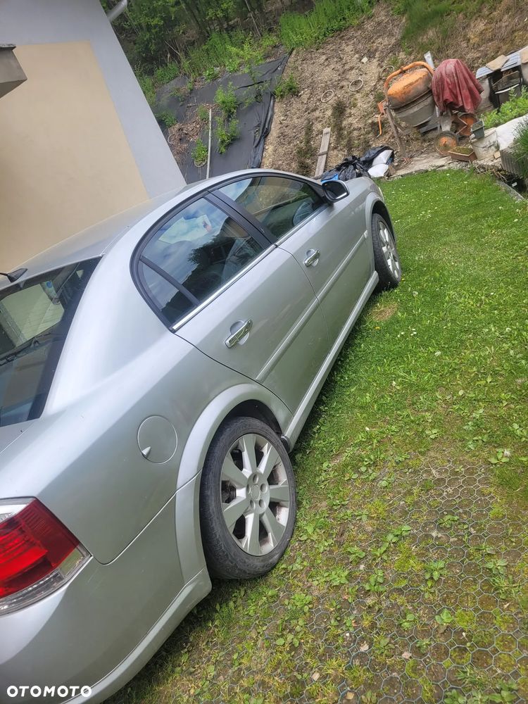 Opel Vectra 1.9 CDTI Cosmo - 5