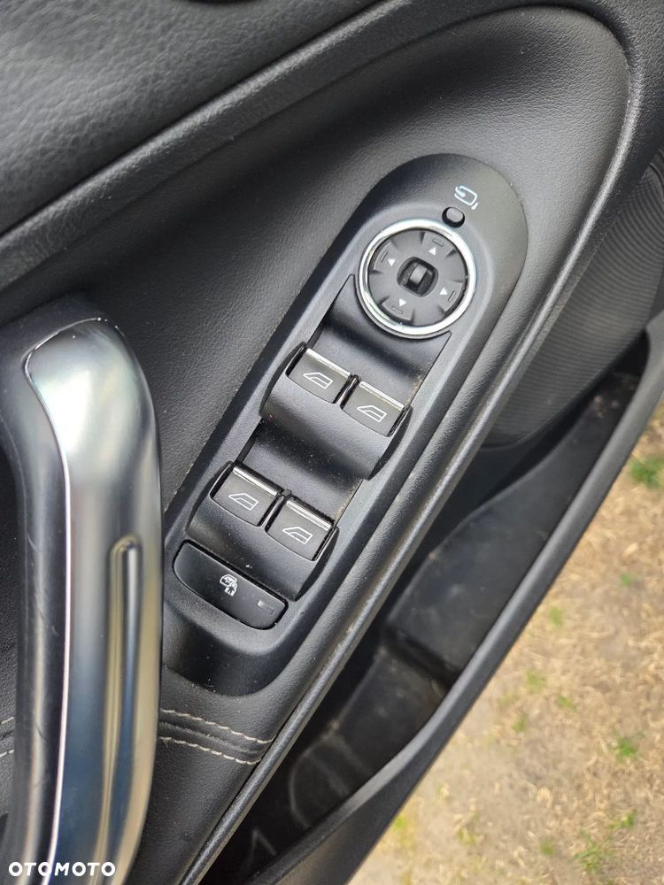 Ford S-Max 2.2 TDCi DPF Titanium X - 14