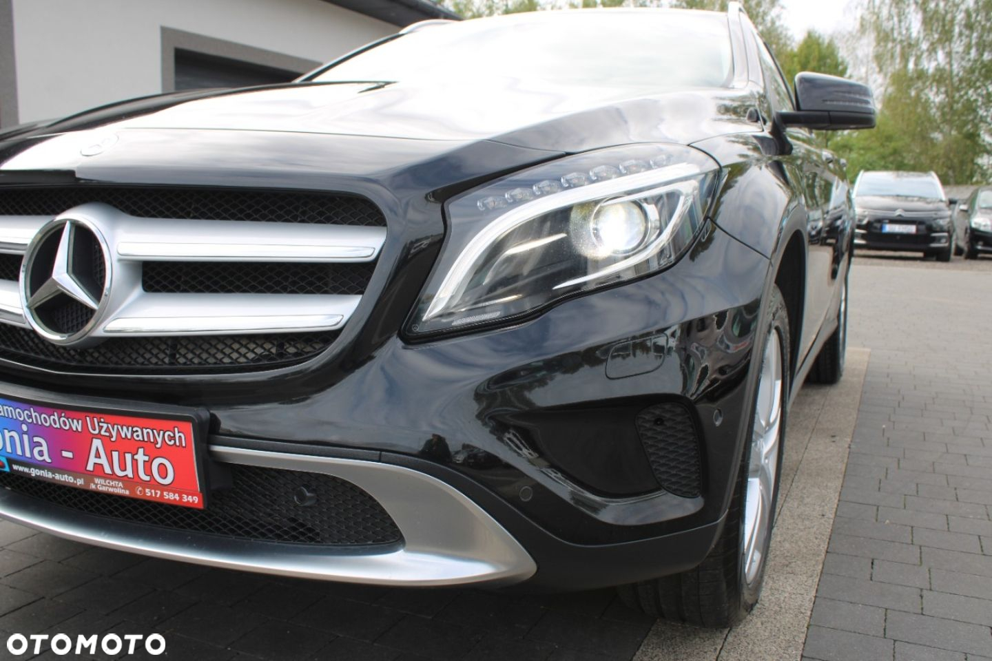 Mercedes-Benz GLA - 15