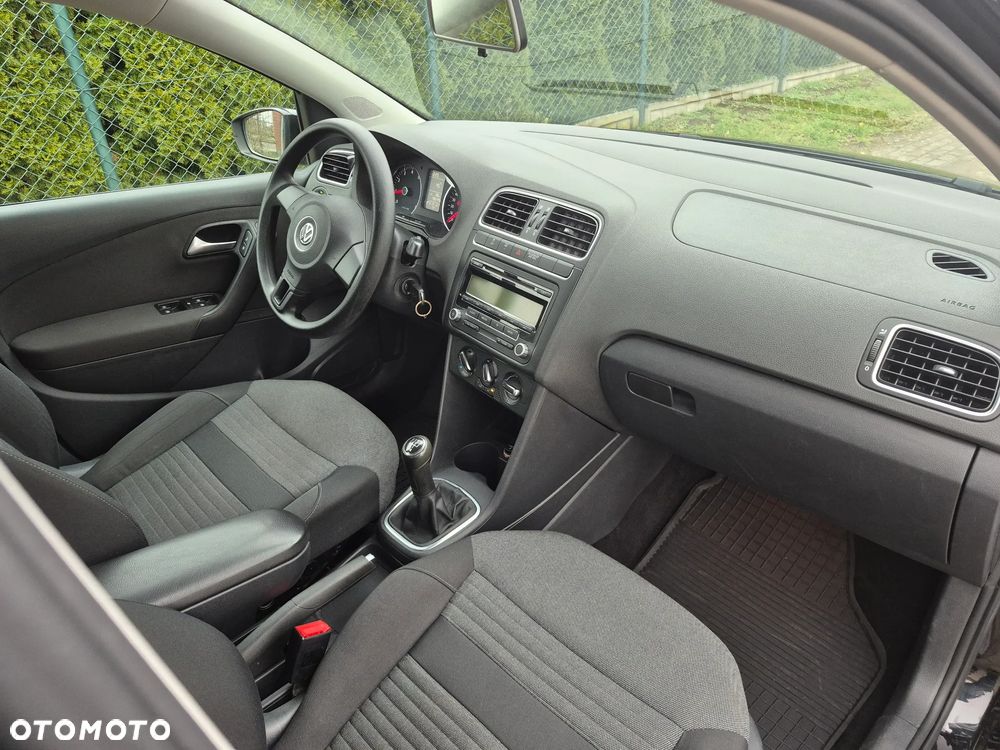 Volkswagen Polo - 12