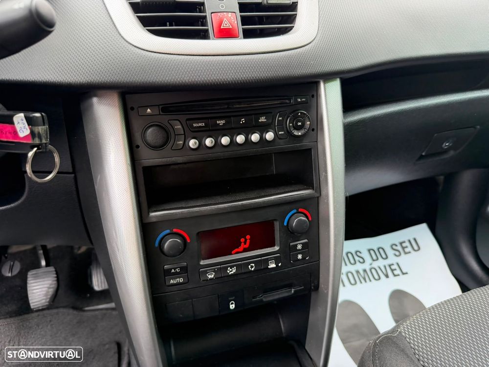 Peugeot 207 1.6 HDi Sport - 25