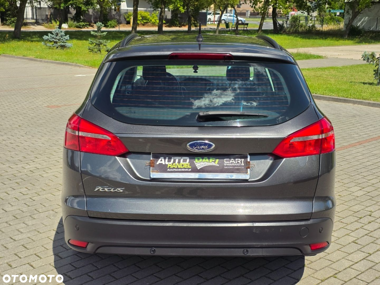 Ford Focus - 36