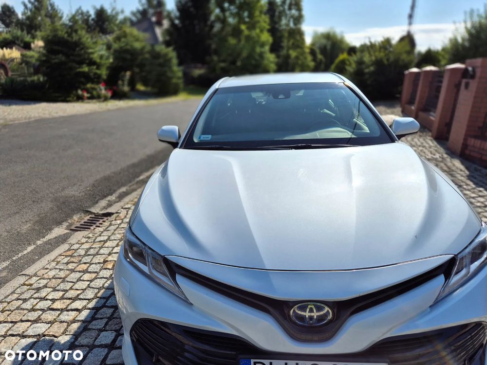Toyota Camry 2.5 Hybrid Comfort CVT - 11