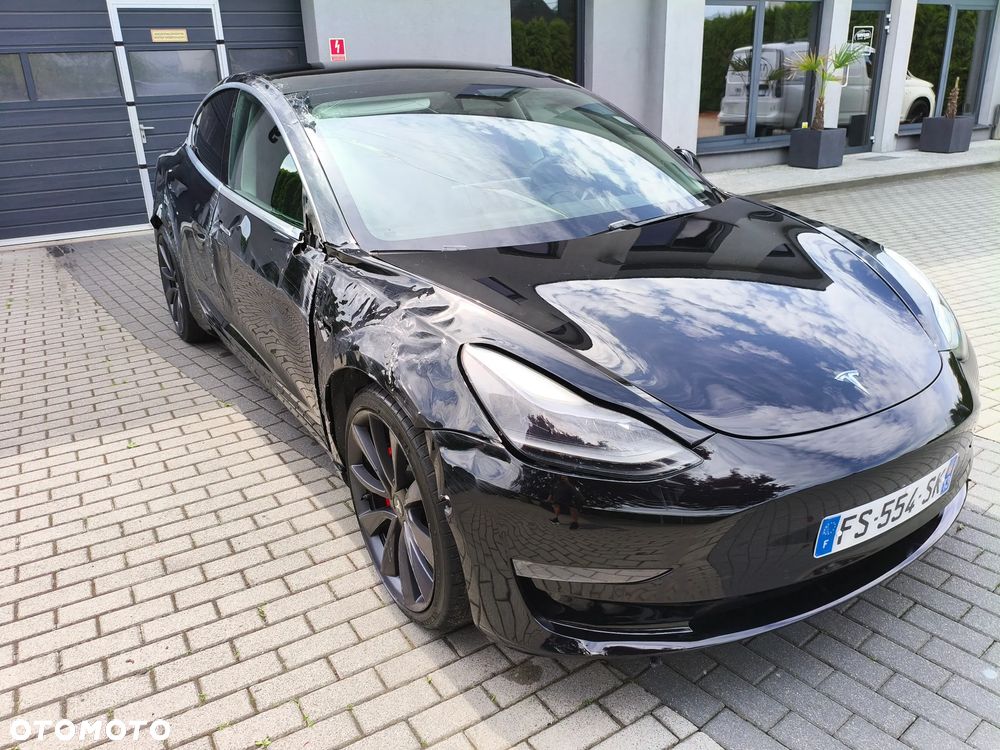 Tesla Model 3 - 20