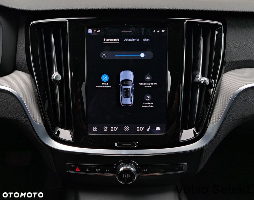 Volvo V60 Cross Country - 22
