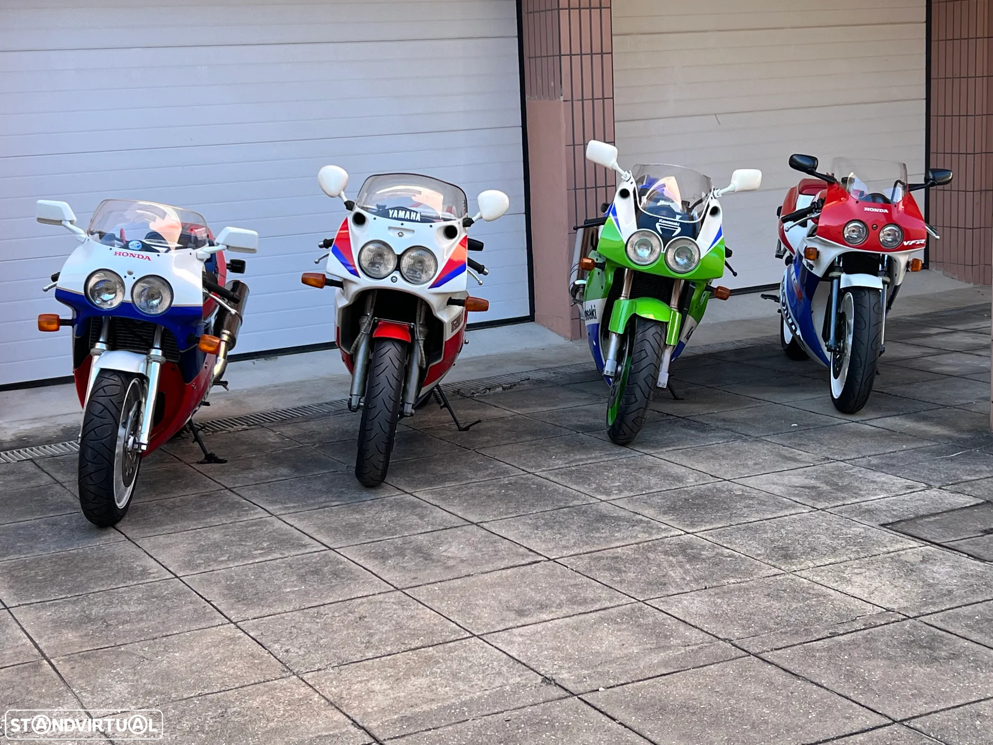 Honda VFR VFR750 RC30 - 17