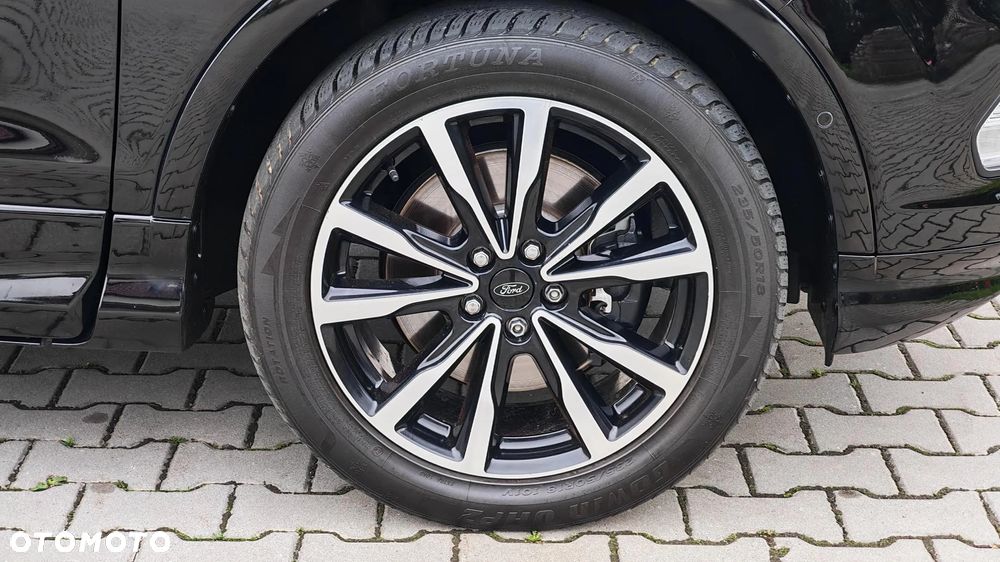 Ford Kuga 2.0 TDCi 4x4 ST-Line - 40