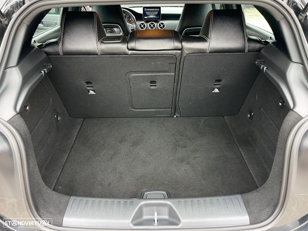 Mercedes-Benz A 180 d Urban - 26