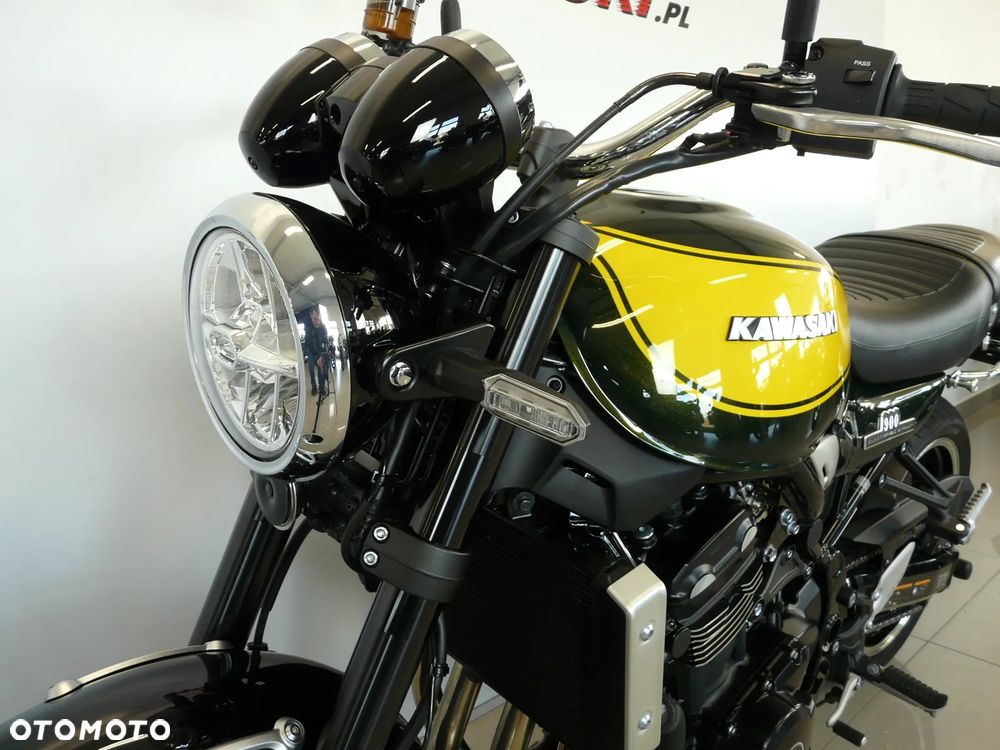 Kawasaki Z 900 RS - 15