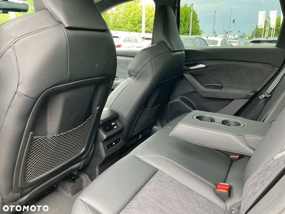Audi Q6 e-tron 2026