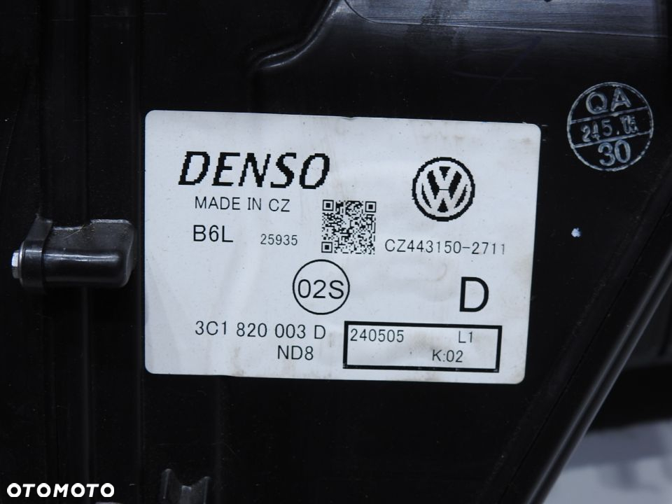 NAGRZEWNICA VW PASSAT B6 3C1820003D - 4