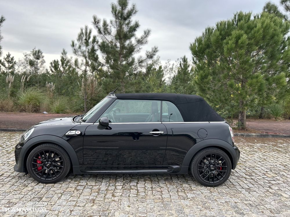 MINI Cabrio John Cooper Works - 15