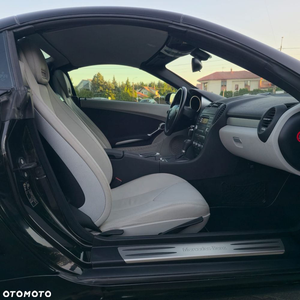 Mercedes-Benz SLK 280 7G-TRONIC - 32