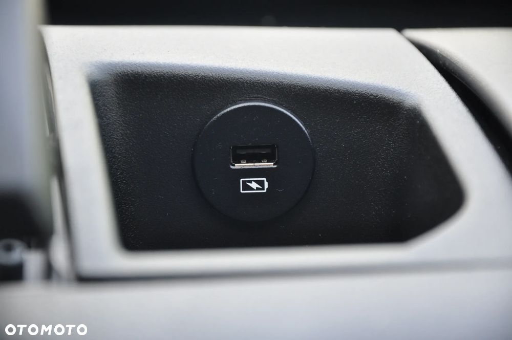 Iveco DAILY 156 KM AUTOMAT CHŁODNIA IZOTERMA KRAJOWE BEZWYPADKOWE - 39