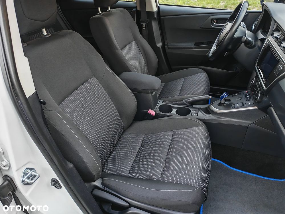 Toyota Auris - 34