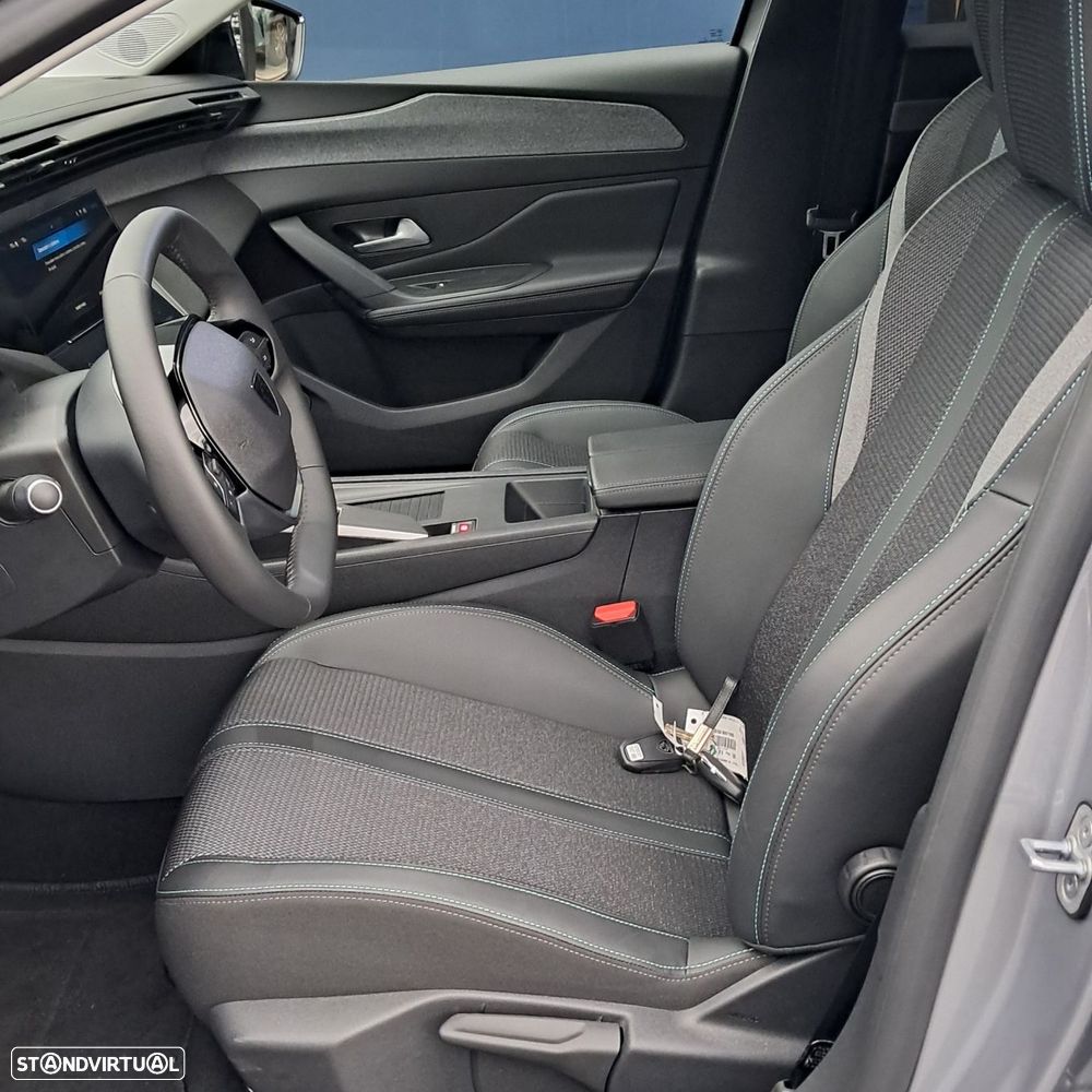 Peugeot e-308 SW 54 kWh Allure - 8