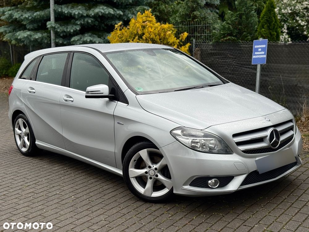 Mercedes-Benz Klasa B 180 Peak Edition - 3