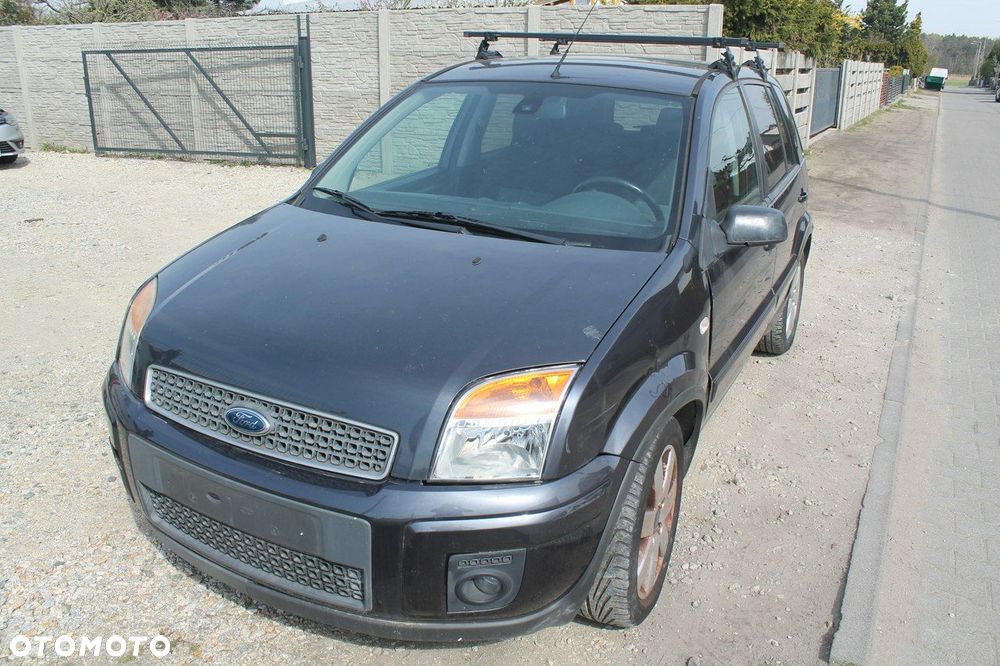 Ford Fusion - 1