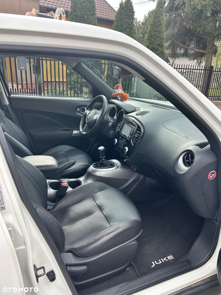 Nissan Juke 1.6 T Tekna - 14