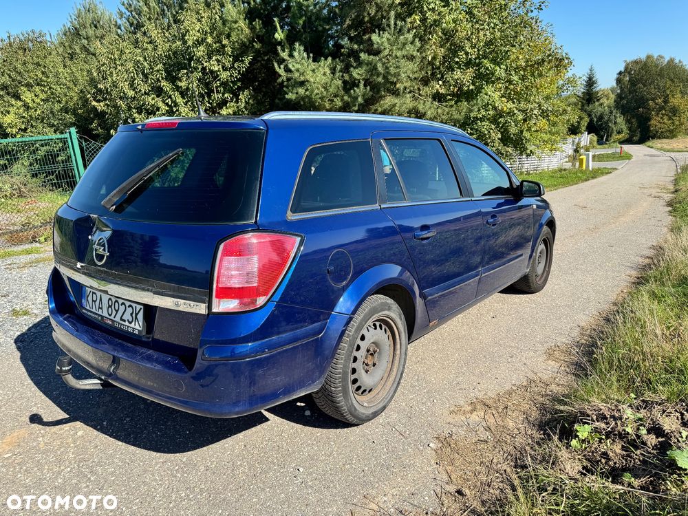 Opel Astra III 1.9 CDTI Enjoy - 4