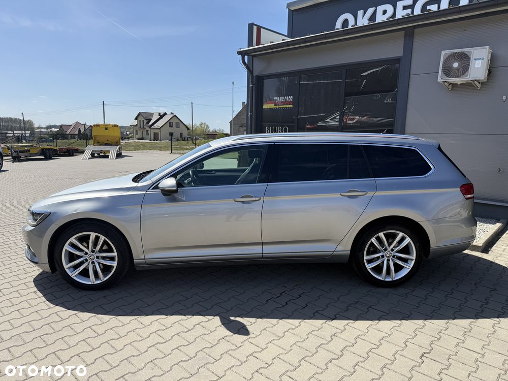 Volkswagen Passat 2.0 TDI (BlueMotion Technology) DSG Highline - 8