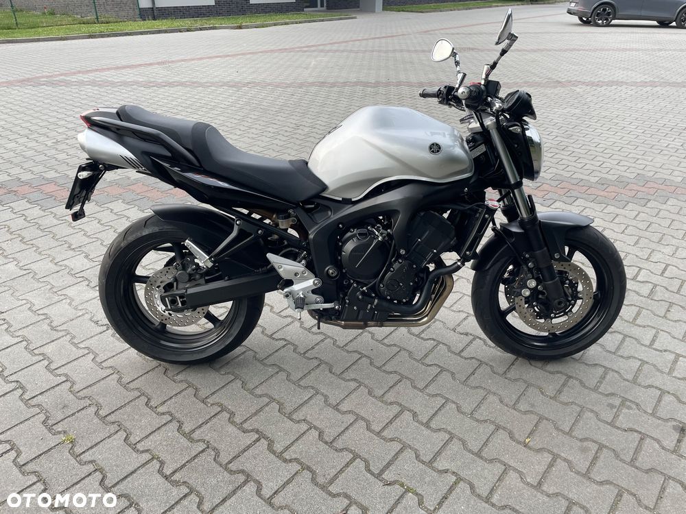 Yamaha FZ6 - 2