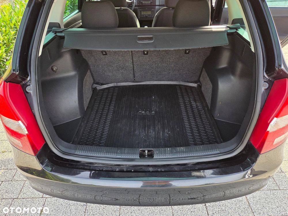 Skoda Fabia 1.6 16V STYLE Edition - 14