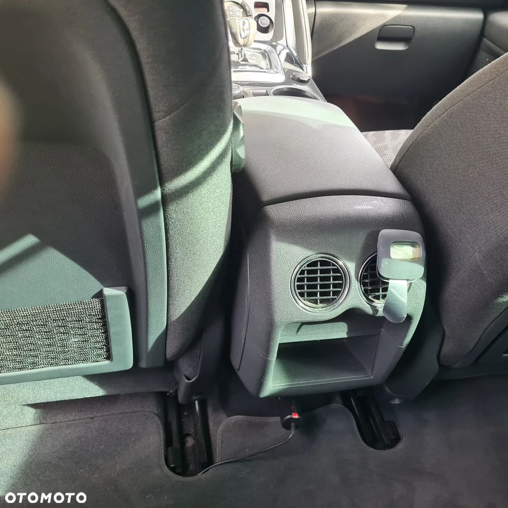 Peugeot 3008 - 19