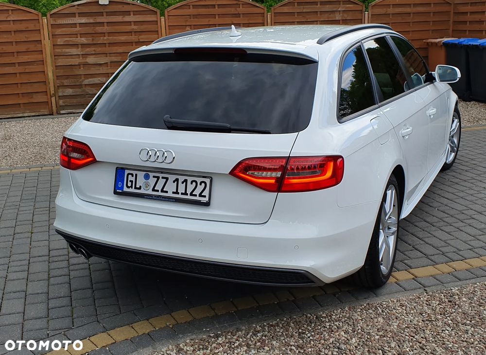 Audi A4 Avant 2.0 TDI DPF S line Sportpaket - 12