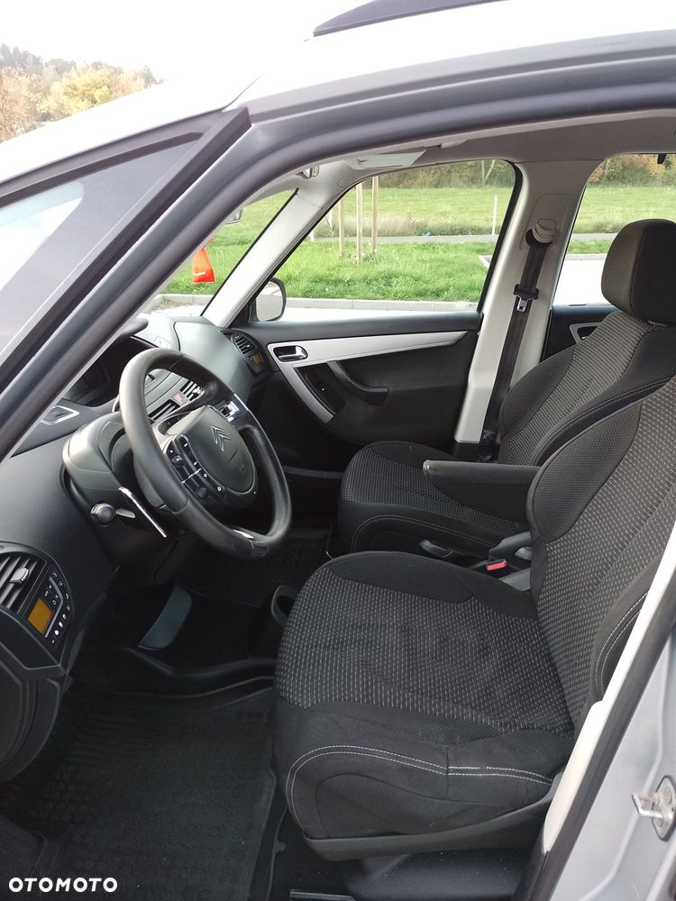 Citroën C4 Grand Picasso - 11