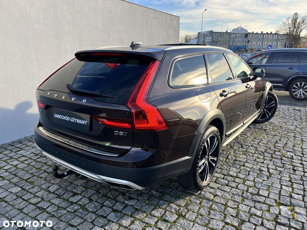Volvo V90 Cross Country - 40