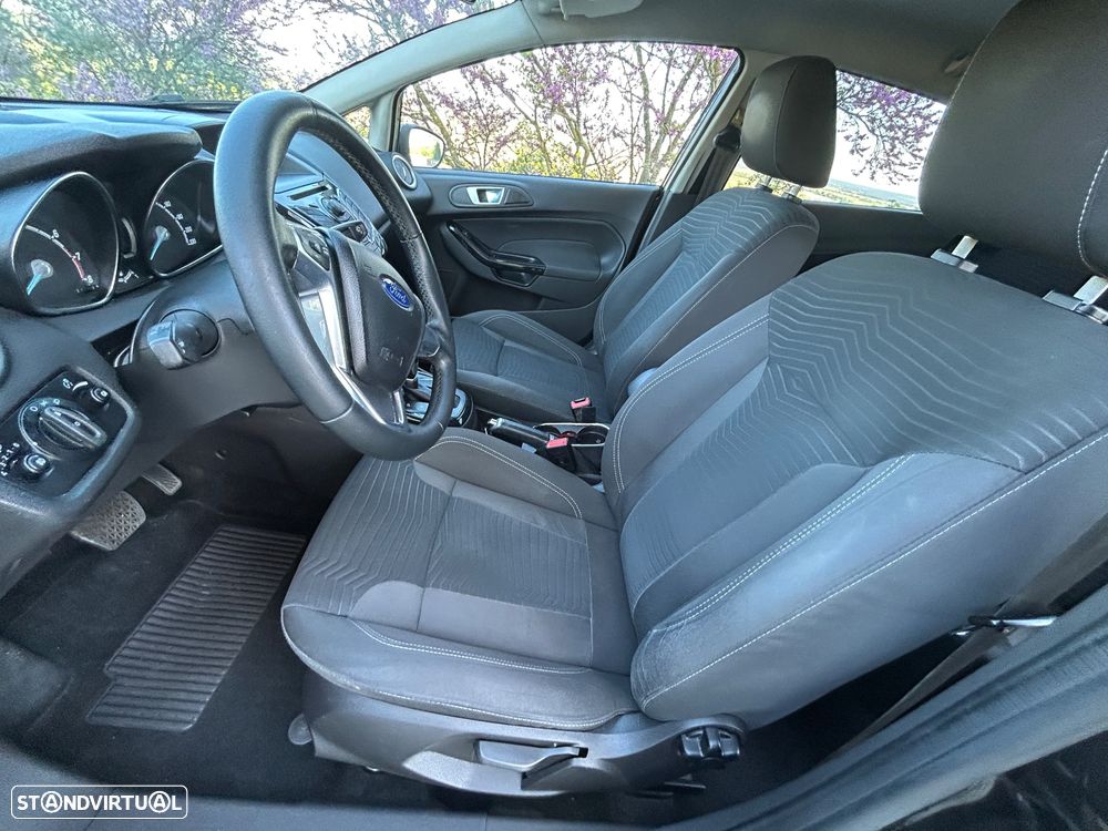 Ford Fiesta 1.0 T EcoBoost Titanium PowerShift - 17
