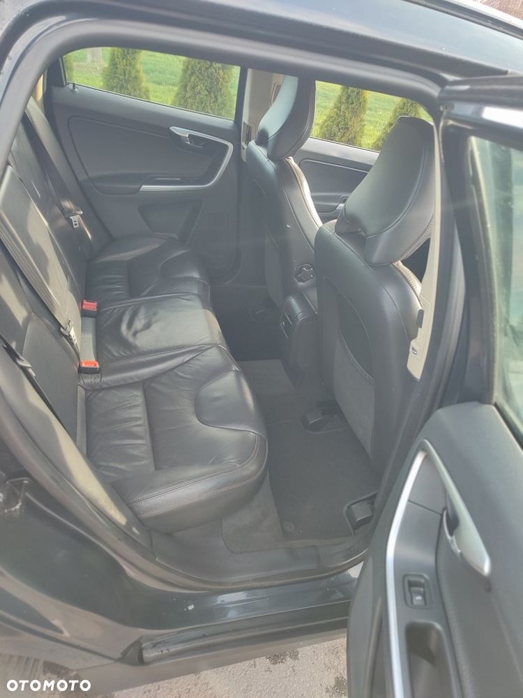 Volvo XC 60 D3 Momentum - 34