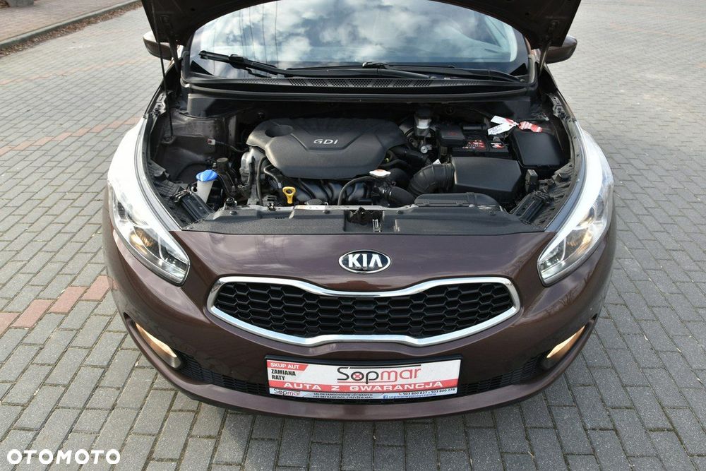 Kia Ceed - 21