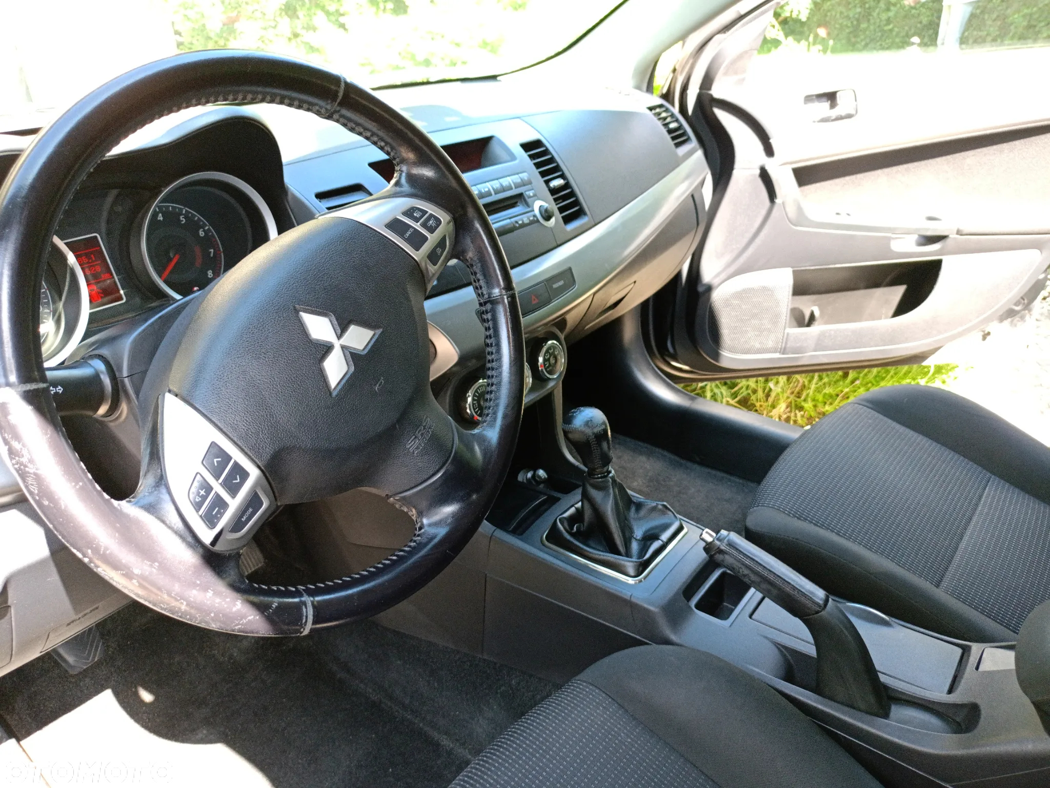 Mitsubishi Lancer 1.8 Intense - 7