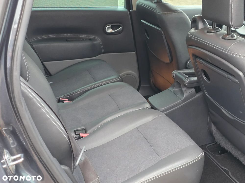 Renault Scenic 1.6 16V Emotion - 17