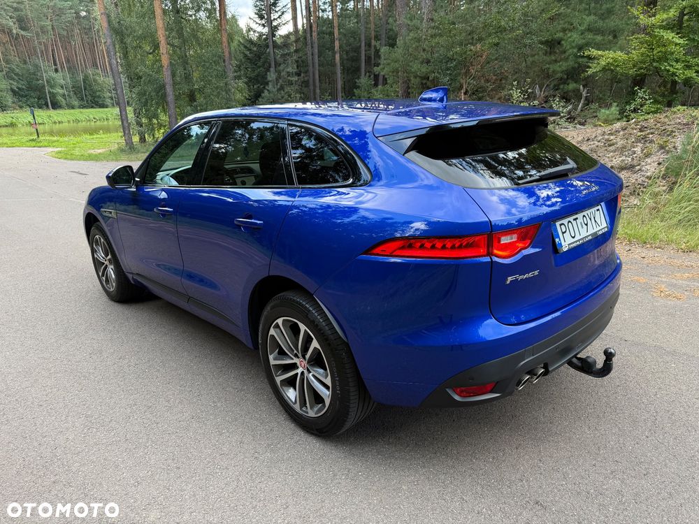 Jaguar F-Pace 20d AWD R-Sport - 11