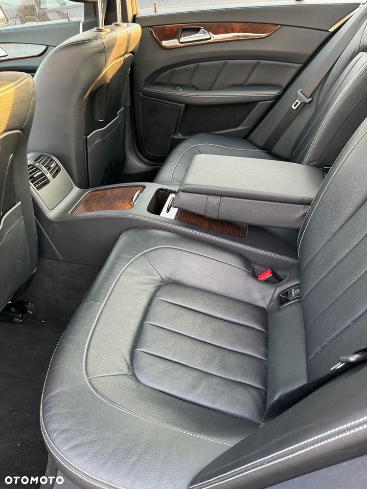 Mercedes-Benz CLS 500 4Matic BlueEFFICIENCY 7G-TRONIC - 14