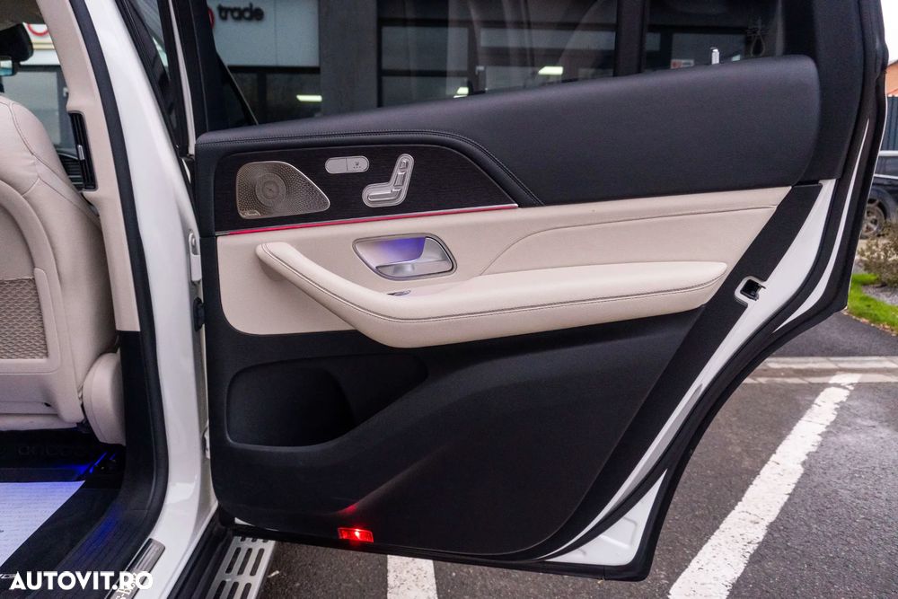 Mercedes-Benz GLS - 31