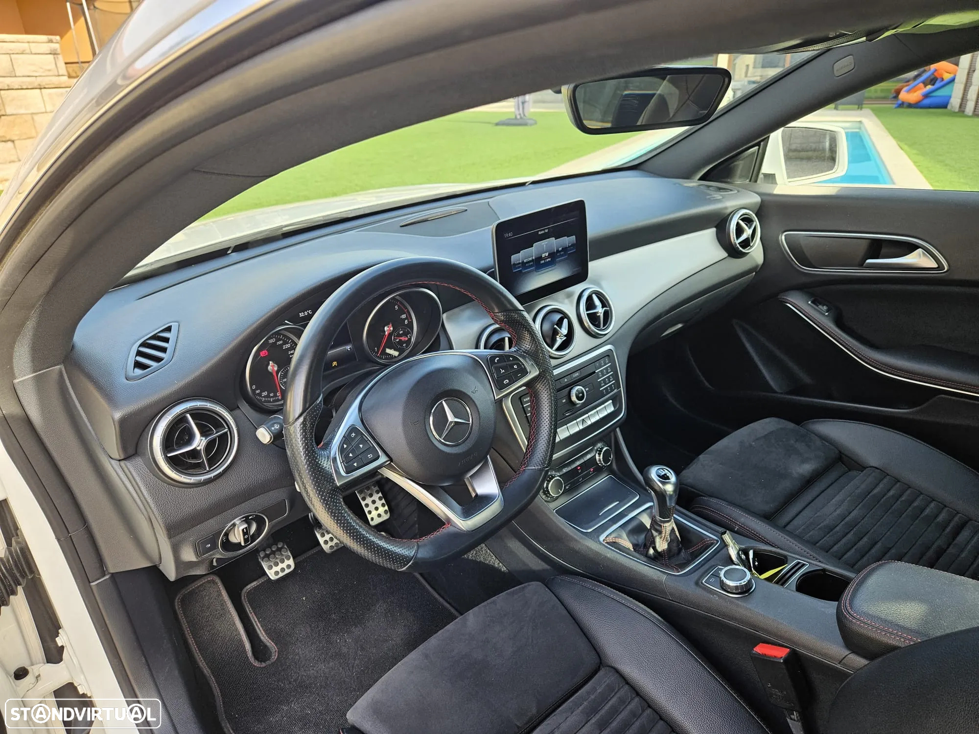 Mercedes-Benz CLA 180 d AMG Line - 23